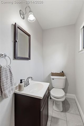 28625 Bradner Drive, Warren, MI 48088