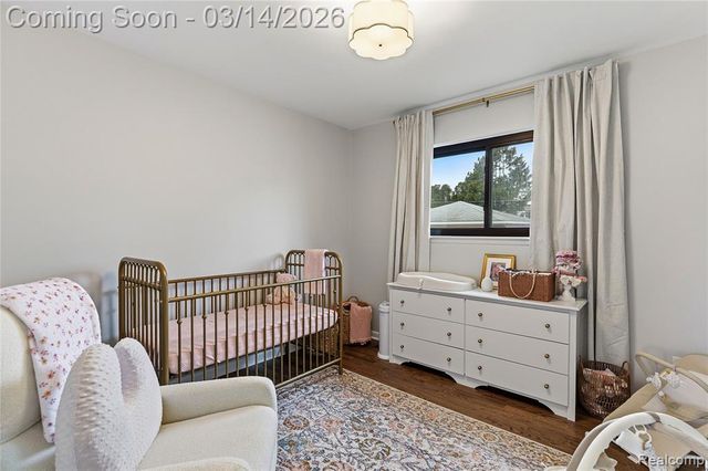 28625 Bradner Drive, Warren, MI 48088