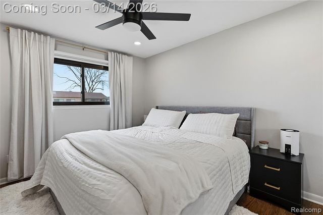 28625 Bradner Drive, Warren, MI 48088