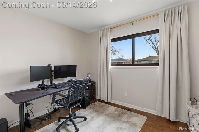 28625 Bradner Drive, Warren, MI 48088