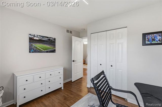 28625 Bradner Drive, Warren, MI 48088