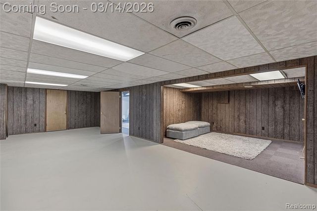 28625 Bradner Drive, Warren, MI 48088