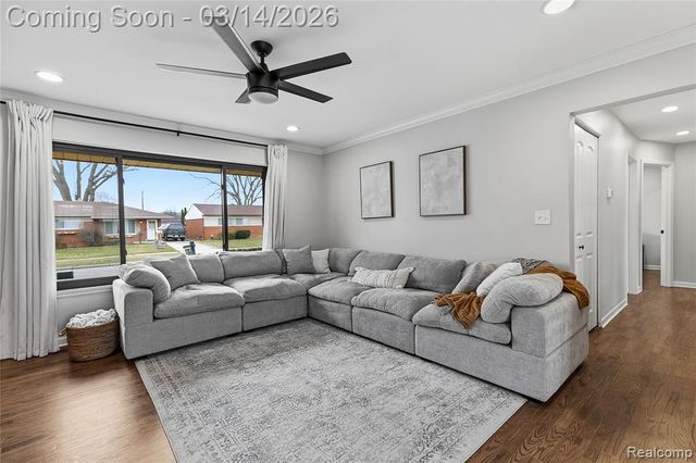 28625 Bradner Drive, Warren, MI 48088