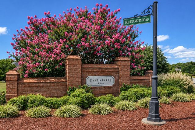 7401 Galahad Ct, Fairview, TN 37062