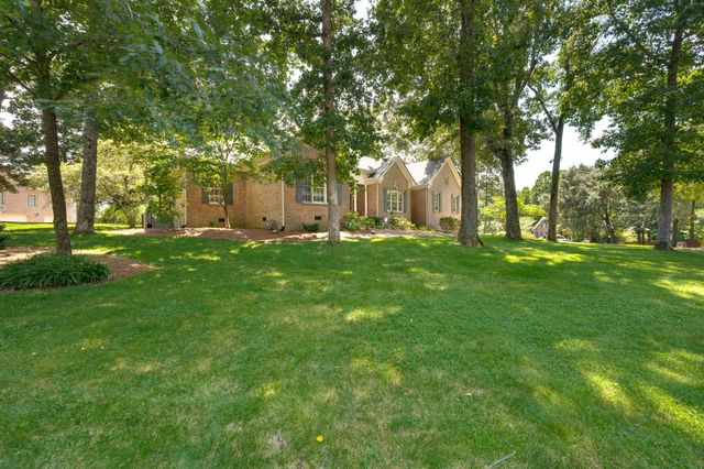 7401 Galahad Ct, Fairview, TN 37062