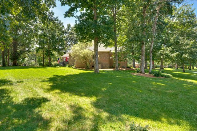 7401 Galahad Ct, Fairview, TN 37062