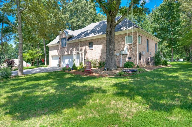 7401 Galahad Ct, Fairview, TN 37062