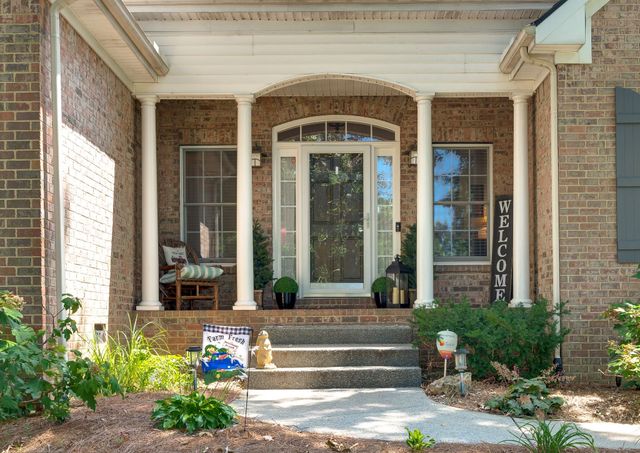 7401 Galahad Ct, Fairview, TN 37062