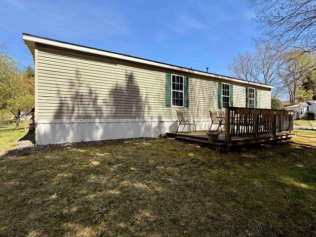 18 Lindy Road, Vernon, VT 05354