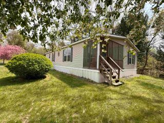 18 Lindy Road, Vernon, VT 05354
