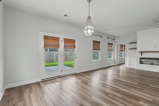 1423 Arabella Street, Charleston, SC 29414