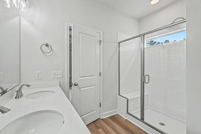 1423 Arabella Street, Charleston, SC 29414