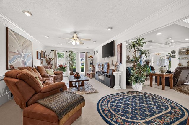 1914 Wagon Gap Trail, Houston, TX 77090
