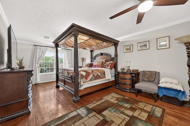 1914 Wagon Gap Trail, Houston, TX 77090