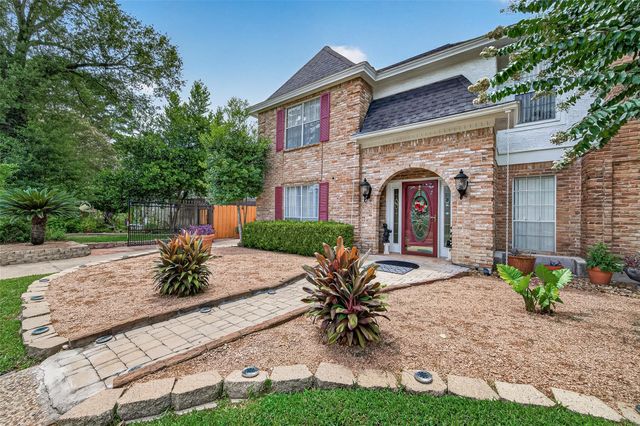 1914 Wagon Gap Trail, Houston, TX 77090