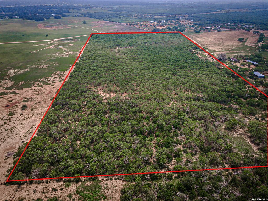 0000 Jim Terrill, Adkins, TX 78101