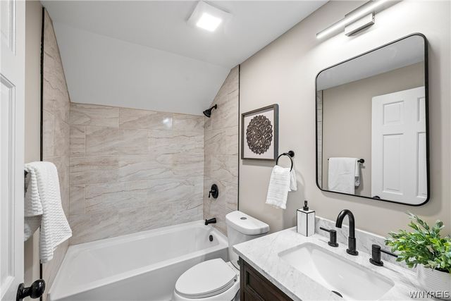 5032 Morgan Parkway, Hamburg, NY 14075