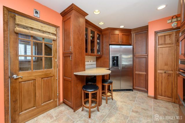230 Jones Place, Rahway, NJ 07065