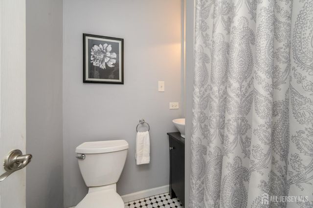 230 Jones Place, Rahway, NJ 07065