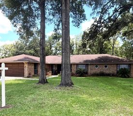 1990 LARCHMONT DRIVE, Deland, FL 32724