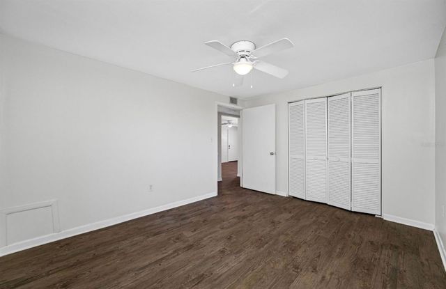 3211 W DE LEON STREET, Tampa, FL 33609