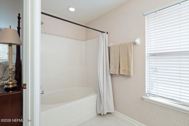 7543 SCARLET IBIS Lane, Jacksonville, FL 32256