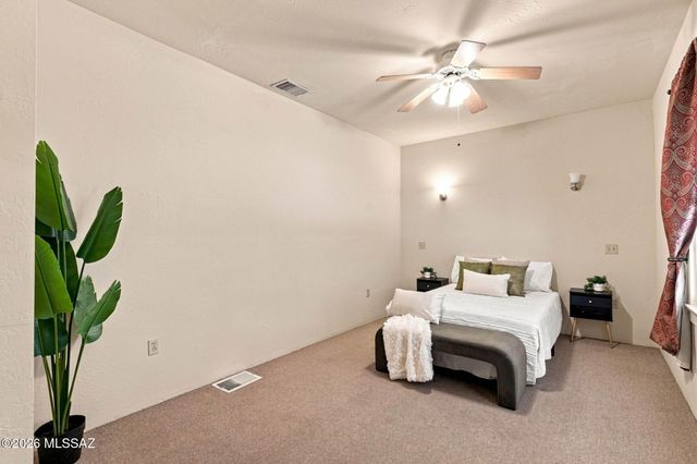 2040 E Hawthorne Street, Tucson, AZ 85719
