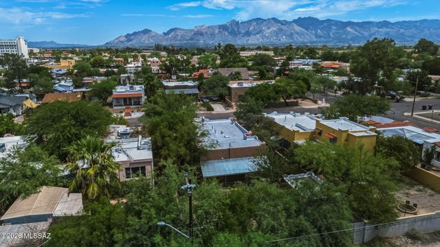 2040 E Hawthorne Street, Tucson, AZ 85719