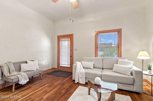 2040 E Hawthorne Street, Tucson, AZ 85719