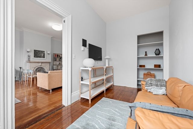 537 Massachusetts Ave 3, Boston, MA 02118