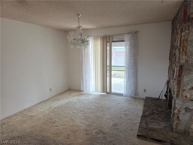 7725 Genzer Drive, Las Vegas, NV 89145