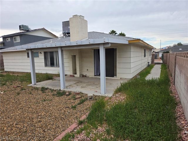 7725 Genzer Drive, Las Vegas, NV 89145