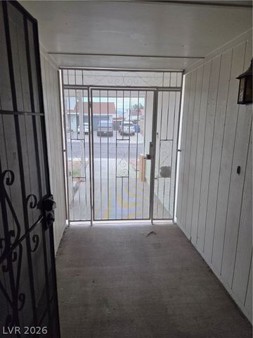 7725 Genzer Drive, Las Vegas, NV 89145