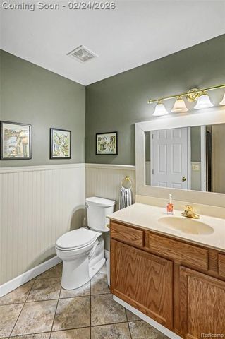 625 Rolling Hills Lane, Lapeer, MI 48446