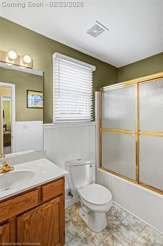 625 Rolling Hills Lane, Lapeer, MI 48446