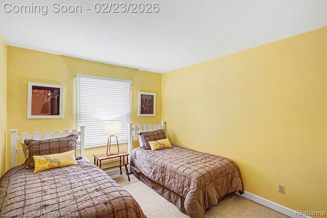 625 Rolling Hills Lane, Lapeer, MI 48446