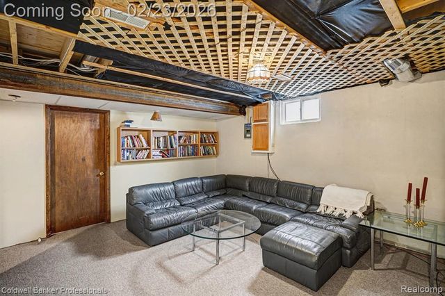 625 Rolling Hills Lane, Lapeer, MI 48446