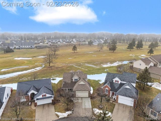 625 Rolling Hills Lane, Lapeer, MI 48446