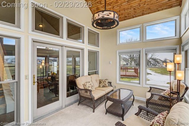 625 Rolling Hills Lane, Lapeer, MI 48446