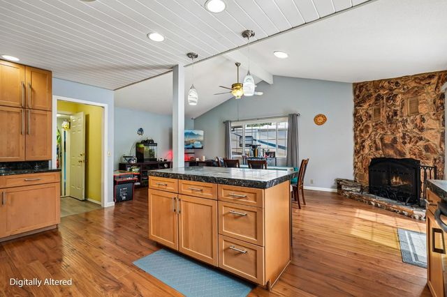 3611 Cambridge Rd, Cameron Park, CA 95682