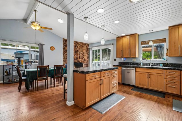 3611 Cambridge Rd, Cameron Park, CA 95682
