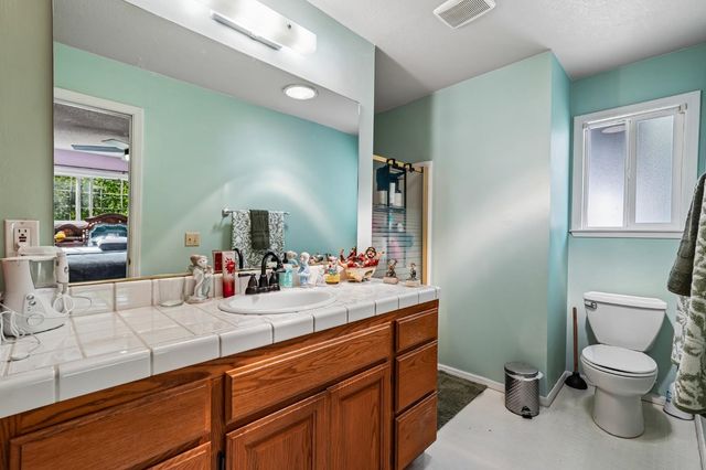 3611 Cambridge Rd, Cameron Park, CA 95682