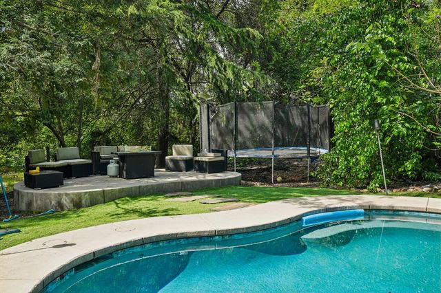 3611 Cambridge Rd, Cameron Park, CA 95682