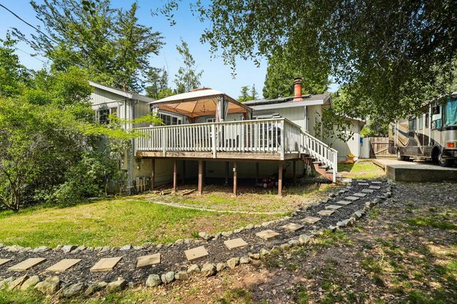 3611 Cambridge Rd, Cameron Park, CA 95682
