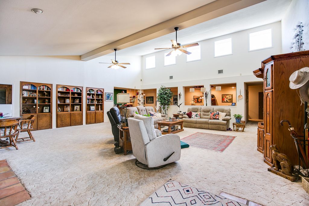 Image 7 of property listing at 5490 S State Highway 208, San Angelo, TX 76903
