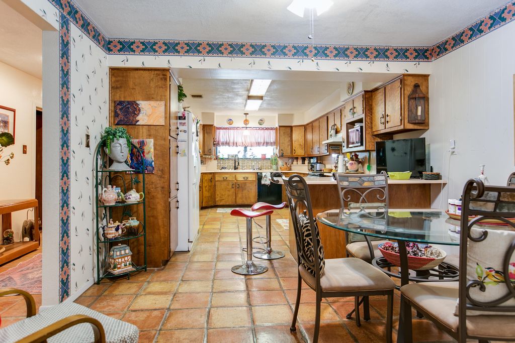 Image 9 of property listing at 5490 S State Highway 208, San Angelo, TX 76903
