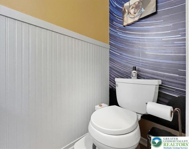 21 Cobblestone Drive, Easton, PA 18045