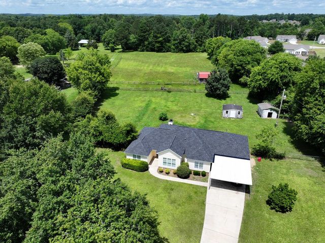 280 Owens Road, Fort Mitchell, AL 36856