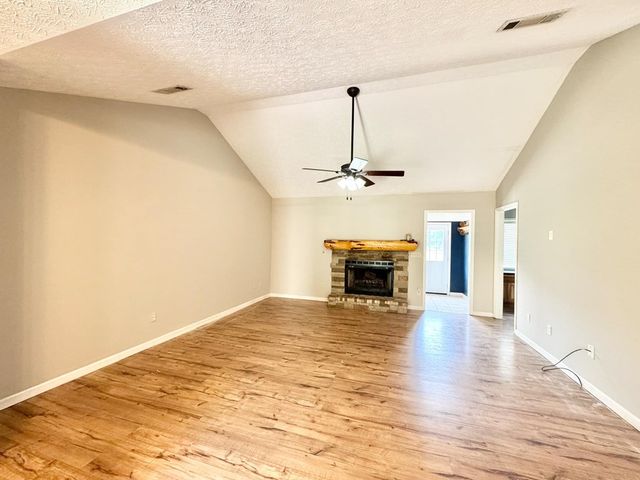 280 Owens Road, Fort Mitchell, AL 36856