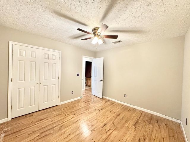 280 Owens Road, Fort Mitchell, AL 36856